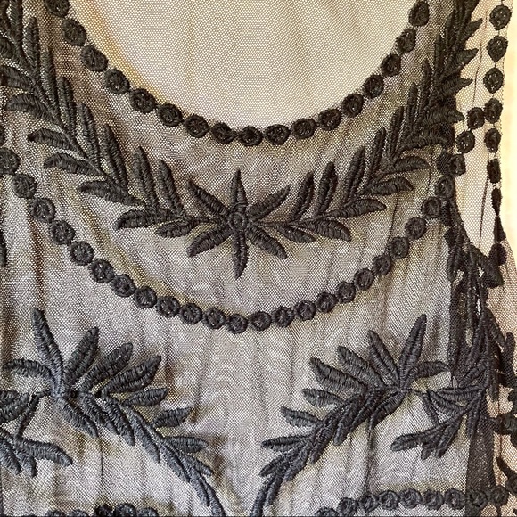 Forever 21 Embroidered Mesh Tank - Picture 2 of 4